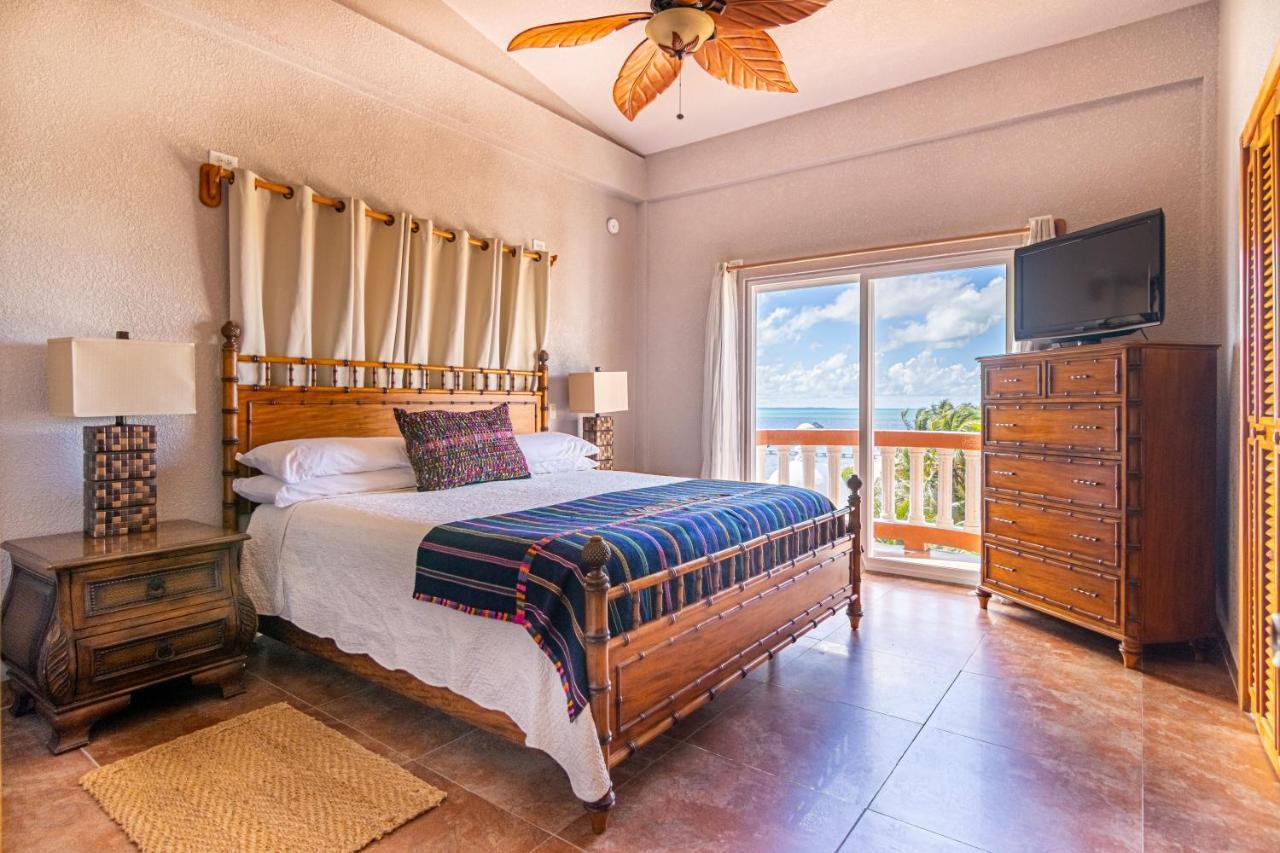 Lighthouse Beach Villas San Pedro  Exterior photo