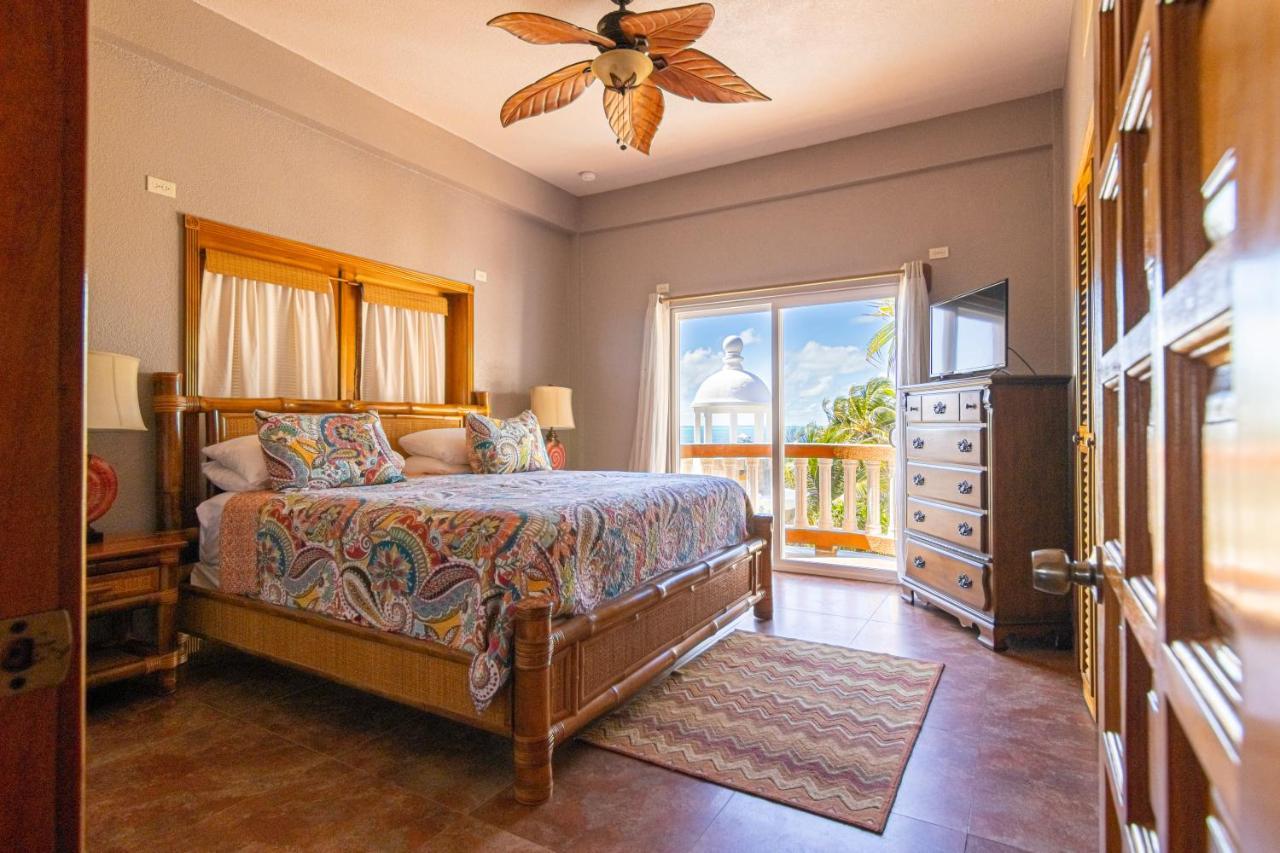 Lighthouse Beach Villas San Pedro  Exterior photo