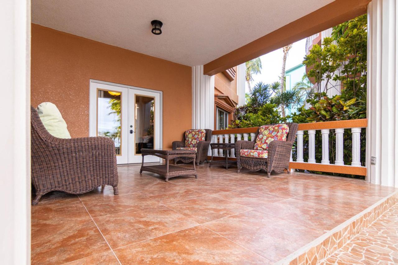 Lighthouse Beach Villas San Pedro  Exterior photo