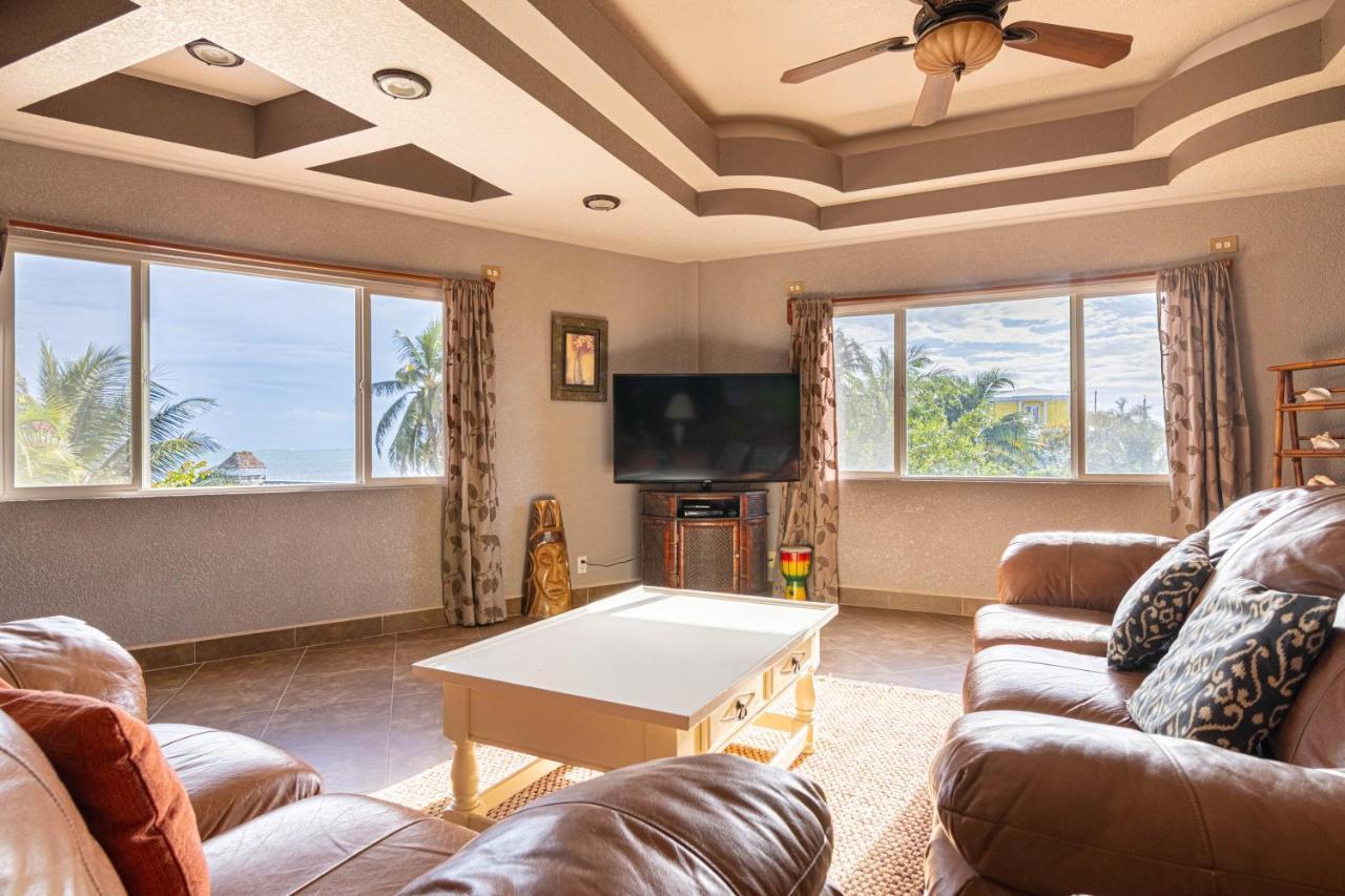 Lighthouse Beach Villas San Pedro  Exterior photo